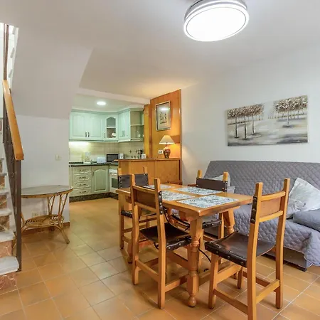 Holiday home 2 Bedroom Awesome In Santa Pola